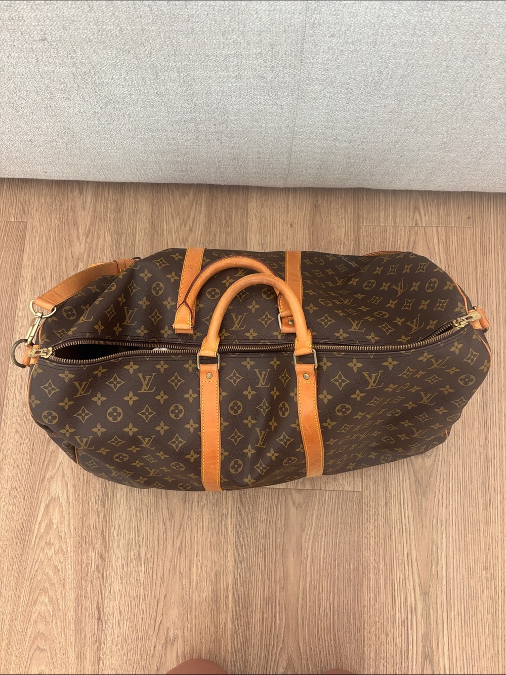 Louis Vuitton Monogram Canvas 60 Keepall with authenticity - Picture 2 of 14